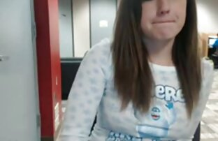 XXX 成熟した女性のブラウスとストッキング運指手♥台所のテーブルの上に アダルト 動画 鈴木 一徹