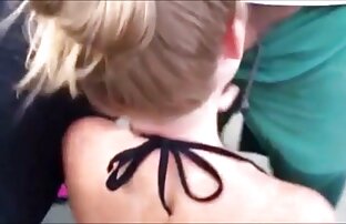 XXX 男はプールでふしだらな女をファックし、彼女の顔をはねる。 無料 アダルト 動画 一徹