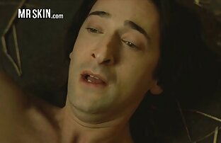 XXX マネージャーは、彼の口の中で成熟した肛門の上司と若いヘルパーに大きなコックを押し込む 一徹 えろ