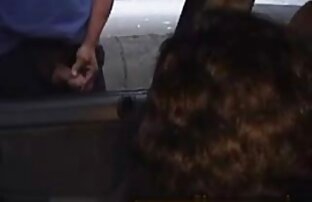 XXX 彼女の背中に座って入れ墨を持つ巨乳の女性♥逃げるモデルエージェント エロ 一徹