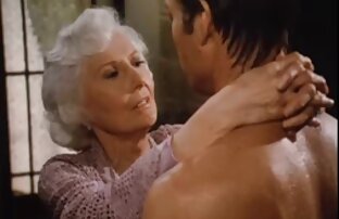 XXX 入れ墨ボーイフレンド引っ張りで膣busty花嫁後Kuni 無料 エロ 動画 鈴木 一徹